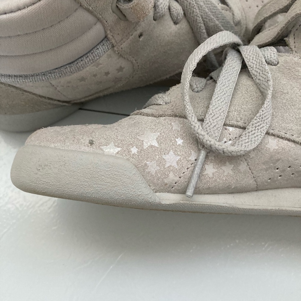 EUC- Reebok High top - Picture 6 of 6